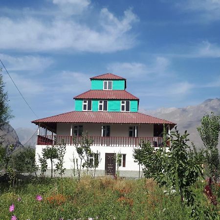 Hostel Muborak Rushan Esterno foto